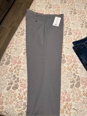 Men’s Dress pants Size 42 x 32 Daniel Hechter